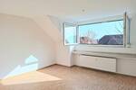 Recklinghausen-Suderwich! Renovierte, helle Dachgeschosswohnung in einem gepflegten Mehrfamilienhaus - Etagenwohnung Recklinghausen Suderwich | Angebot:25959739